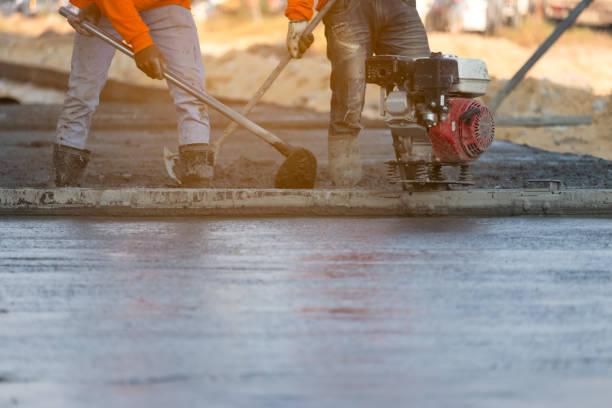 Best Concrete Pool Decks in Brimfield, OH